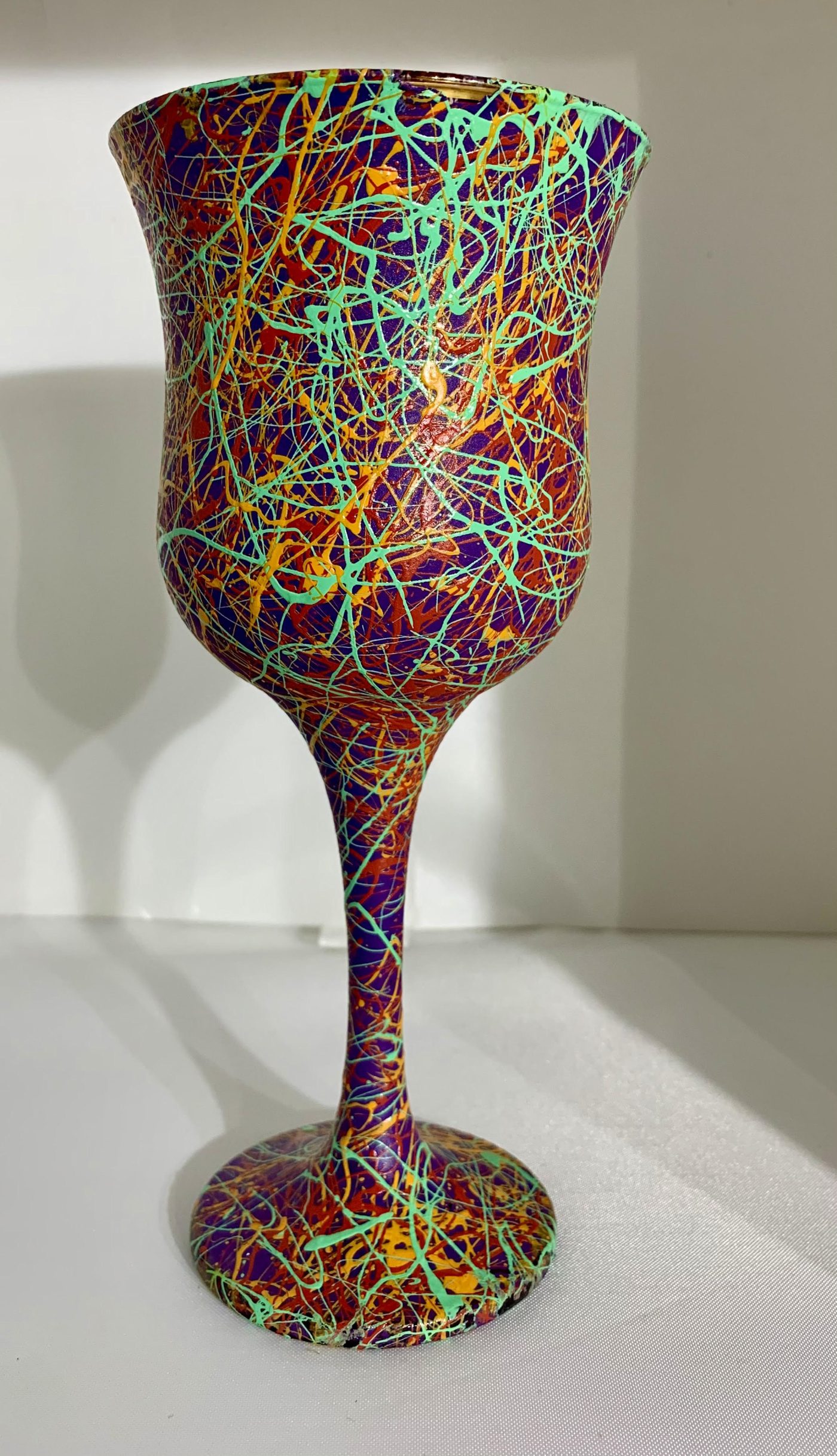 Hand - painted Wine Glass (I) — detail view 3