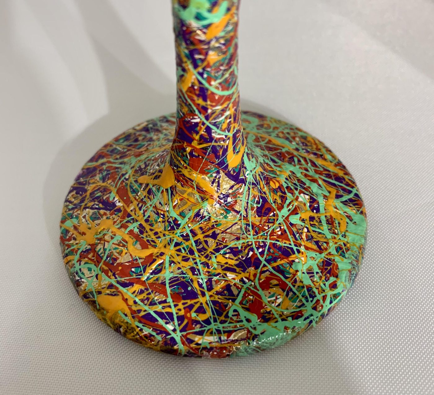 Hand - painted Wine Glass (III) — detail view 1